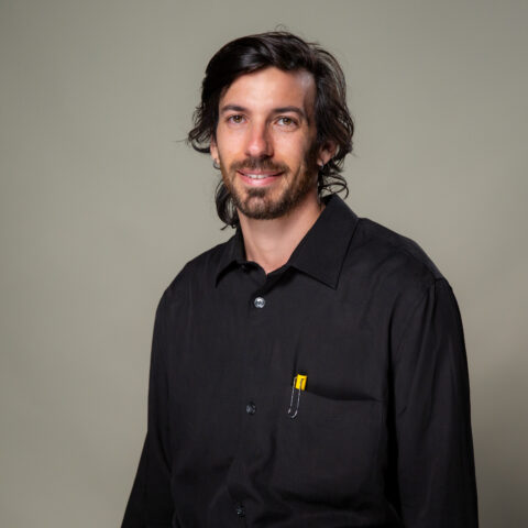 Headshot of Ian Fried